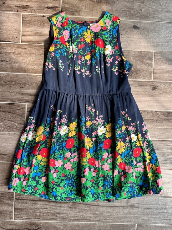 Boden Dresses & Skirts - Women’s Boden Floral Navy Sleeveless Dress - Colorful Garden Print - Size 14